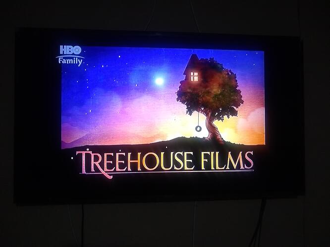 HBO_FAMILY_M.thumb.jpg.3faf2c8e821ef22a5ca969f07eef3544.jpg