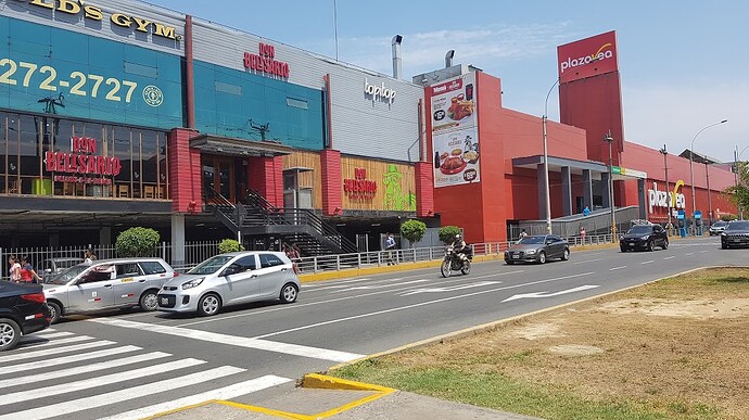 1188264608_PlazaVeaHiguereta2.thumb.jpg.3692ded65e0cc51a12168108028e00fe.jpg